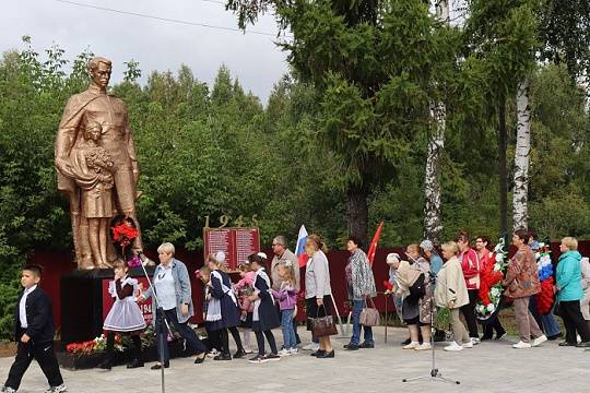 В Вятскополянском районе состоялось открытие новых мемориальных комплексов