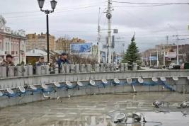 Проведена пусконаладка фонтана на Привокзальной площади
