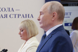 Владимир Путин принял участие в церемонии открытия новой школы в Бокино