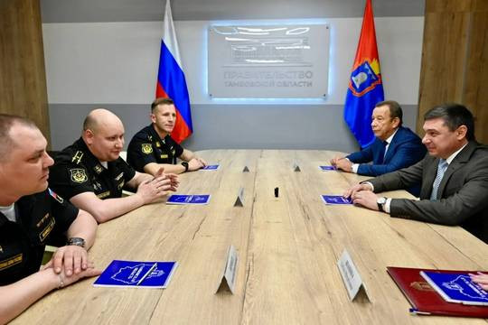 Евгений Первышов: Тамбовская область сохранит шефство над атомной подлодкой «Тамбов» (фото: tambov.gov.ru/Павел Васильев)