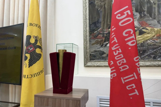 Капсула памяти с посланиями от ветеранов ВОВ будет храниться в Музейно-выставочном центре (фото: Музейно-выставочный центр Тамбовской области, ТК «Новый век» )