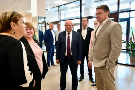 Новые общественные и туристические пространства в Петровском округе посетил Евгений Первышов (фото: tambov.gov.ru/Павел Васильев )