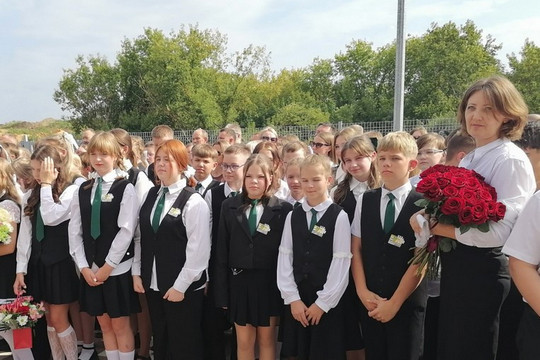 Новый учебный год начался для более 94 тысяч школьников Тамбовской области (фото: tambov.gov.ru)