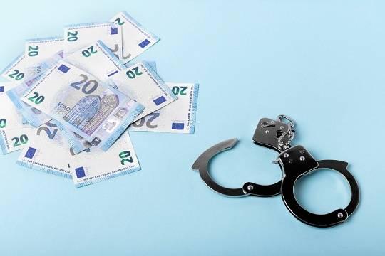 Осуждены пять женщин за участие в запрещенной организации (фото: freepik.com/freepik)