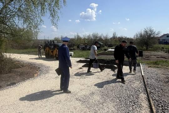 Прокуратура выявила срыв сроков благоустройства дворов и ремонта дороги (фото: прокуратура Тамбовской области )